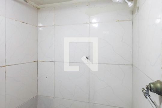 Banheiro de casa à venda com 1 quarto, 40m² em Olaria, Rio de Janeiro