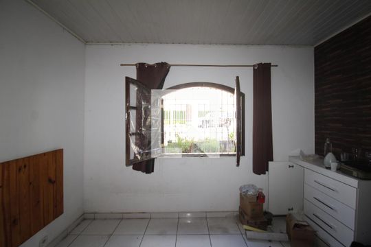Quarto 1 de casa para alugar com 2 quartos, 250m² em Jardim Primavera, São Paulo