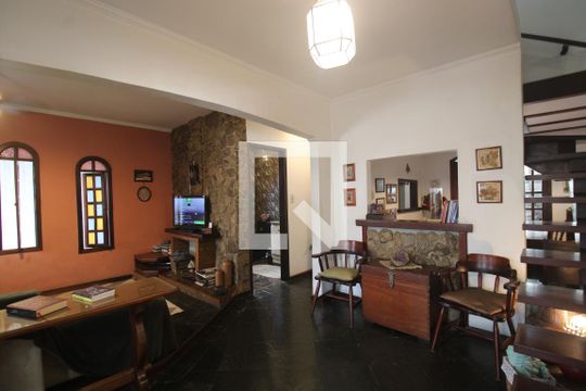 Sala de casa de condomínio à venda com 5 quartos, 229m² em Freguesia (jacarepaguá), Rio de Janeiro