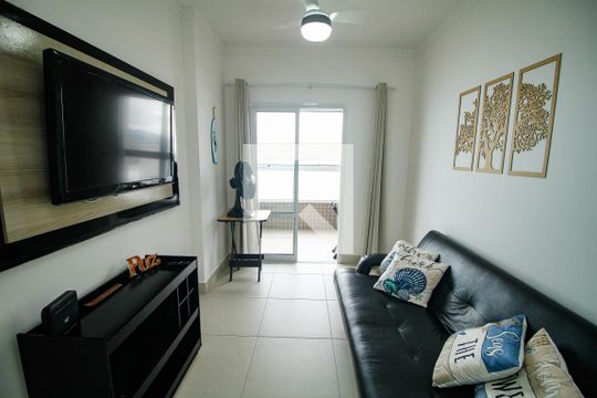 Sala de apartamento para alugar com 1 quarto, 54m² em Real, Praia Grande