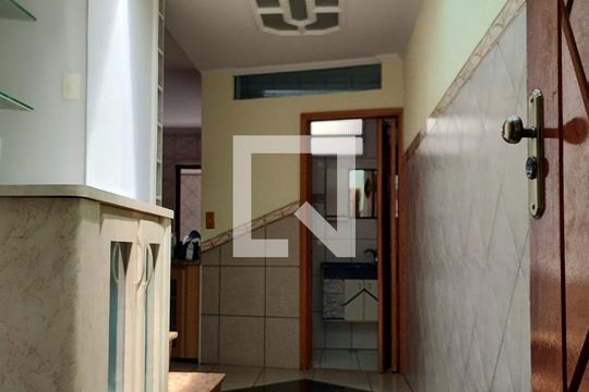 Sala de casa à venda com 3 quartos, 183m² em Nova Petrópolis, São Bernardo do Campo
