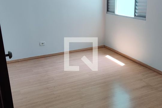 Quarto de casa à venda com 3 quartos, 183m² em Nova Petrópolis, São Bernardo do Campo