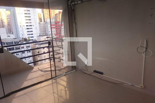 Sala de apartamento à venda com 3 quartos, 130m² em Setor Bela Vista, Goiânia