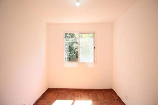Quarto 1 de apartamento para alugar com 2 quartos, 27m² em Jardim Parque Morumbi, São Paulo