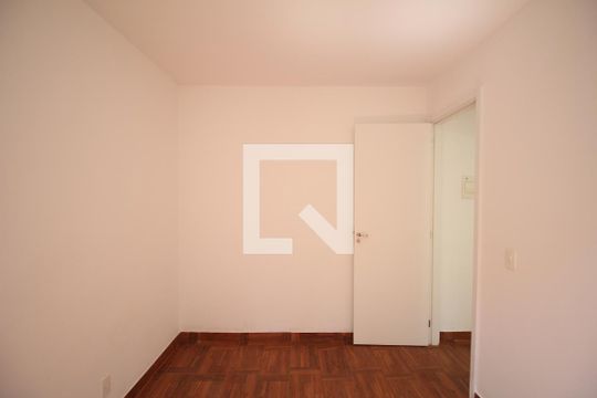 Quarto 1 de apartamento para alugar com 2 quartos, 27m² em Jardim Parque Morumbi, São Paulo