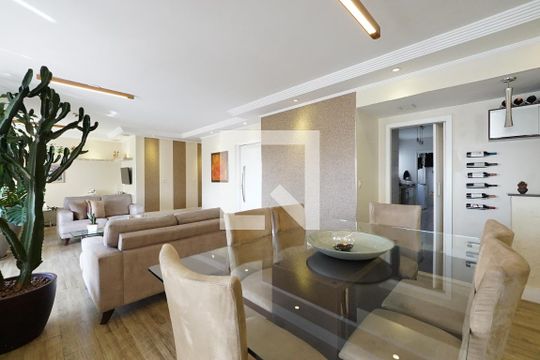 Sala de apartamento à venda com 3 quartos, 170m² em Ipiranga, São Paulo