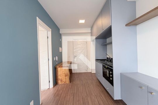 Studio de kitnet/studio para alugar com 1 quarto, 30m² em Quarta Parada, São Paulo
