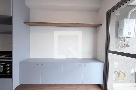 Studio de kitnet/studio para alugar com 1 quarto, 30m² em Quarta Parada, São Paulo