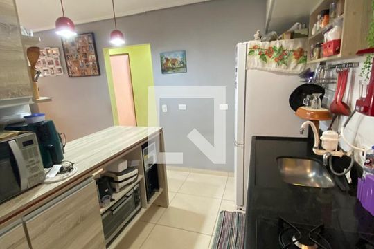 Casa à venda com 3 quartos, 114m² em Vila dos Remedios, São Paulo