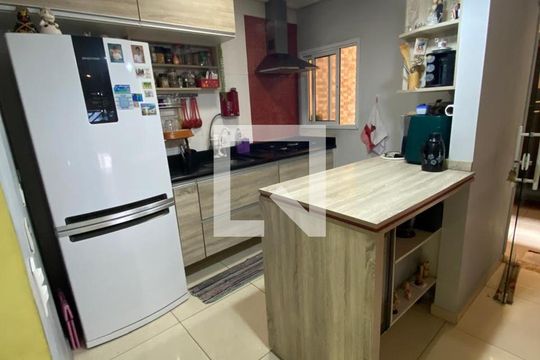 Casa à venda com 3 quartos, 114m² em Vila dos Remedios, São Paulo