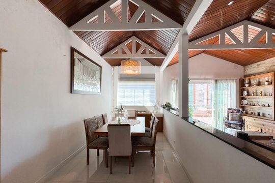 Casa à venda com 3 quartos, 400m² em Planalto, São Bernardo do Campo