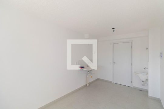 Sala e Cozinha de apartamento à venda com 2 quartos, 32m² em Guaianases, São Paulo