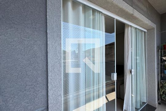 Casa à venda com 4 quartos, 190m² em Jardim Libano, São Paulo