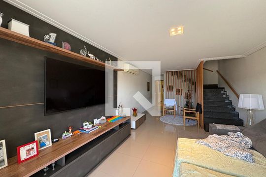 Casa à venda com 4 quartos, 190m² em Jardim Libano, São Paulo