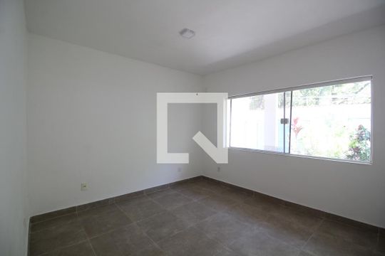 Quarto 1 (casa 1) de casa para alugar com 4 quartos, 340m² em Jacarepaguá, Rio de Janeiro