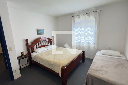 Quarto 1 de casa para alugar com 6 quartos, 5000m² em Recanto de Itaipuaçu, Maricá