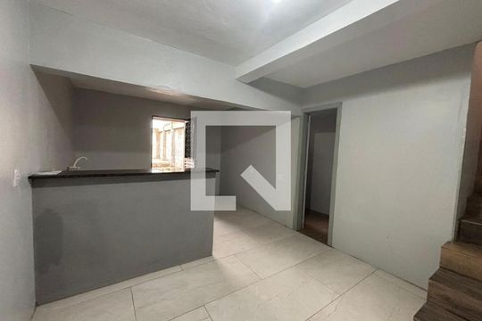 Casa à venda com 2 quartos, 80m² em Monte Blanco, São Leopoldo