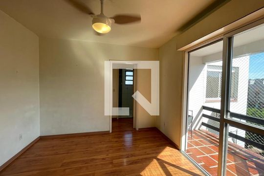 Apartamento à venda com 2 quartos, 71m² em Rio Branco, Novo Hamburgo