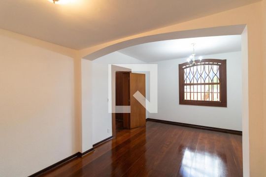 Salas de casa para alugar com 3 quartos, 350m² em Jardim Sao Carlos, Campinas