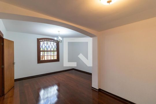 Salas de casa para alugar com 3 quartos, 350m² em Jardim Sao Carlos, Campinas