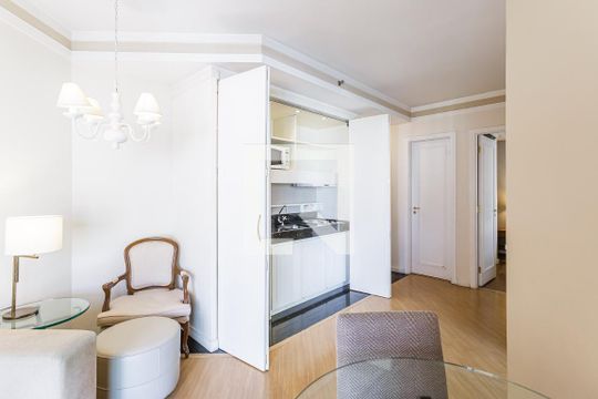 Sala de apartamento para alugar com 2 quartos, 52m² em Vila Nova Conceição, São Paulo