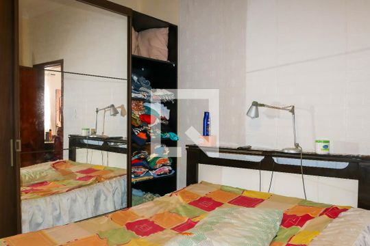 Quarto Suíte de casa à venda com 2 quartos, 52m² em Higienópolis, Rio de Janeiro