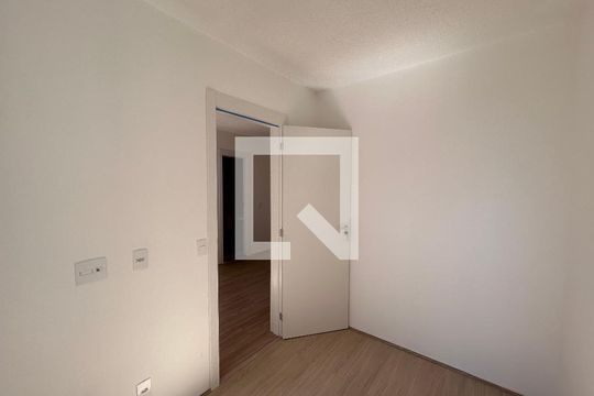 Quarto 1 de apartamento para alugar com 2 quartos, 34m² em Usina Piratininga, São Paulo