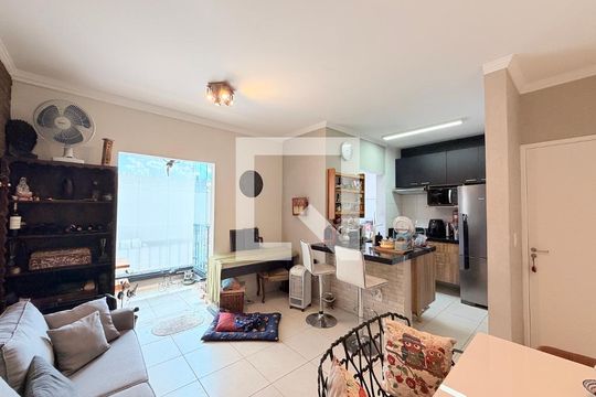 Sala de apartamento à venda com 2 quartos, 59m² em Medeiros, Jundiaí