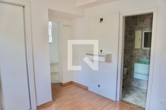Suíte de apartamento à venda com 2 quartos, 103m² em Padre Eustáquio, Belo Horizonte
