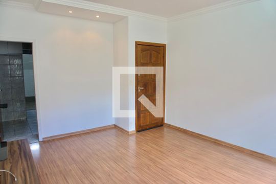 Sala de apartamento à venda com 2 quartos, 103m² em Padre Eustáquio, Belo Horizonte