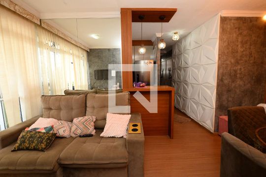 Apartamento à venda com 2 quartos, 56m² em Jardim Riacho das Pedras, Contagem