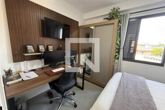 Quarto de casa à venda com 2 quartos, 64m² em Bela Vista, Osasco