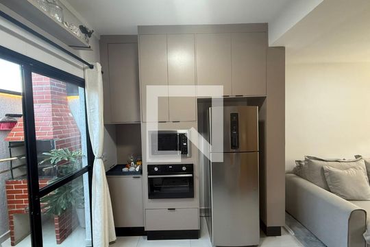 Sala de casa à venda com 2 quartos, 64m² em Bela Vista, Osasco