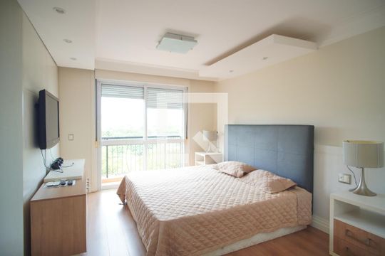 Suíte 1 de apartamento para alugar com 2 quartos, 163m² em Passo D’areia, Porto Alegre