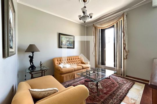 Sala 3 de casa para alugar com 6 quartos, 374m² em Jardim Atlântico, Florianópolis