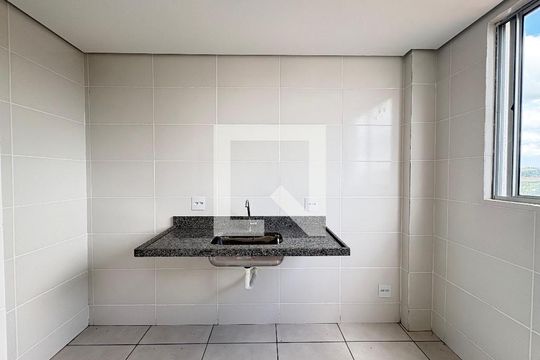 Cozinha de apartamento para alugar com 2 quartos, 49m² em Santa Marta, Ribeirão das Neves