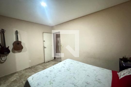 Quarto 2 de casa para alugar com 3 quartos, 180m² em Jardim Sao Domingos, Guarulhos
