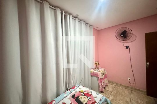 Quarto 1 de casa para alugar com 3 quartos, 180m² em Jardim Sao Domingos, Guarulhos