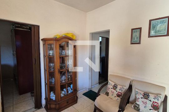 Sala de casa à venda com 2 quartos, 67m² em Irajá, Rio de Janeiro