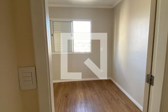 Quarto de apartamento à venda com 3 quartos, 62m² em Vila Mangalot, São Paulo