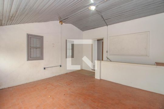 Quarto 2 de casa para alugar com 3 quartos, 150m² em São Geraldo, Porto Alegre
