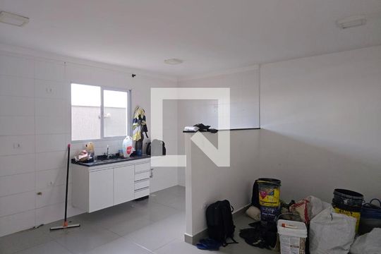 Sala e Cozinha integrada  de kitnet/studio para alugar com 1 quarto, 42m² em Jardim Tranquilidade, Guarulhos
