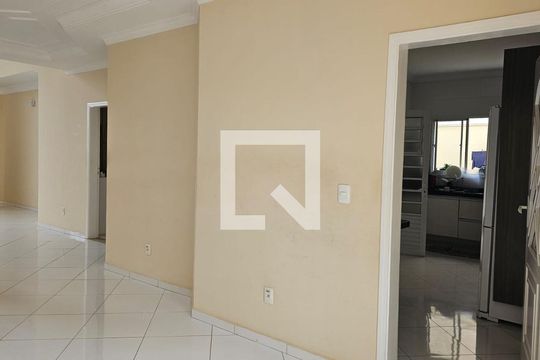 Sala de casa de condomínio para alugar com 4 quartos, 360m² em Altos da Bela Vista, Indaiatuba
