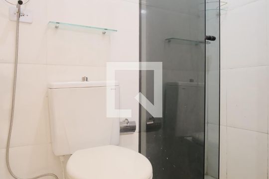 Banheiro de apartamento à venda com 1 quarto, 30m² em Penha de França, São Paulo
