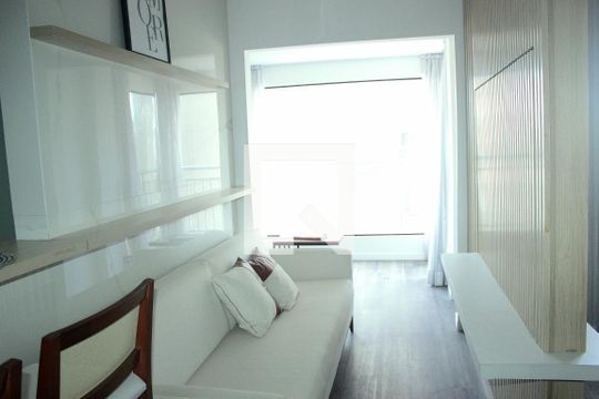 Sala  de apartamento para alugar com 1 quarto, 51m² em Picanço, Guarulhos