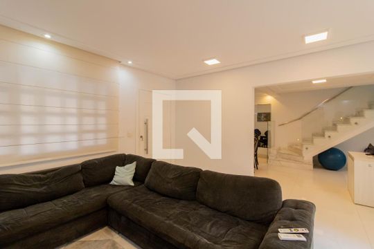 Sala de casa de condomínio à venda com 3 quartos, 205m² em Ponte Grande, Guarulhos