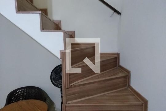 Sala de casa à venda com 2 quartos, 128m² em Jardim Orlandina, São Bernardo do Campo