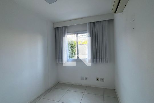 Quarto 1 de apartamento à venda com 2 quartos, 115m² em Recreio dos Bandeirantes, Rio de Janeiro