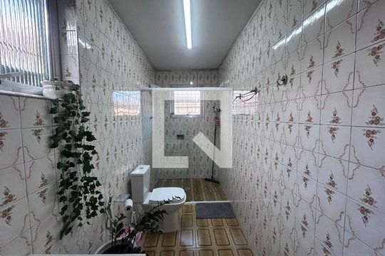 Banheiro da Suíte de casa à venda com 4 quartos, 225m² em Vila Santana, São Paulo