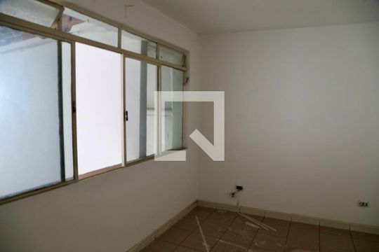 Quarto de casa para alugar com 5 quartos, 405m² em Jardim São Luís, São Paulo
